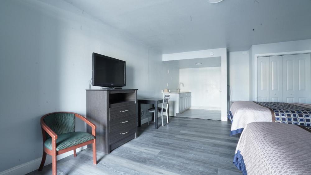 Ocean Breeze Inn